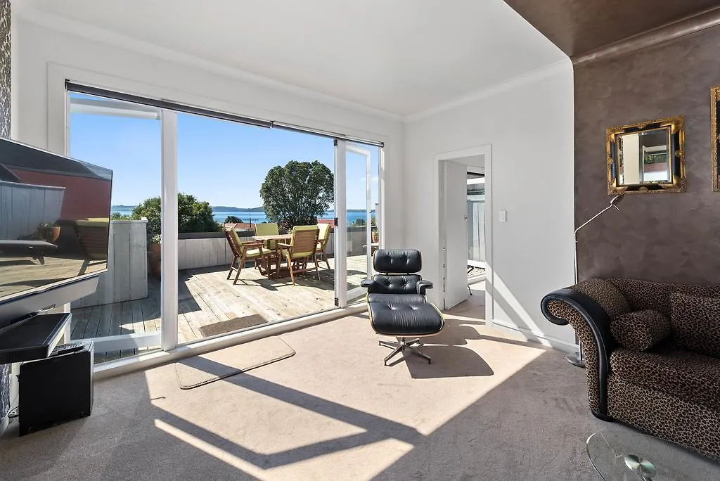 Lakeside City Apartments - Penthouse And Studio Rotorua