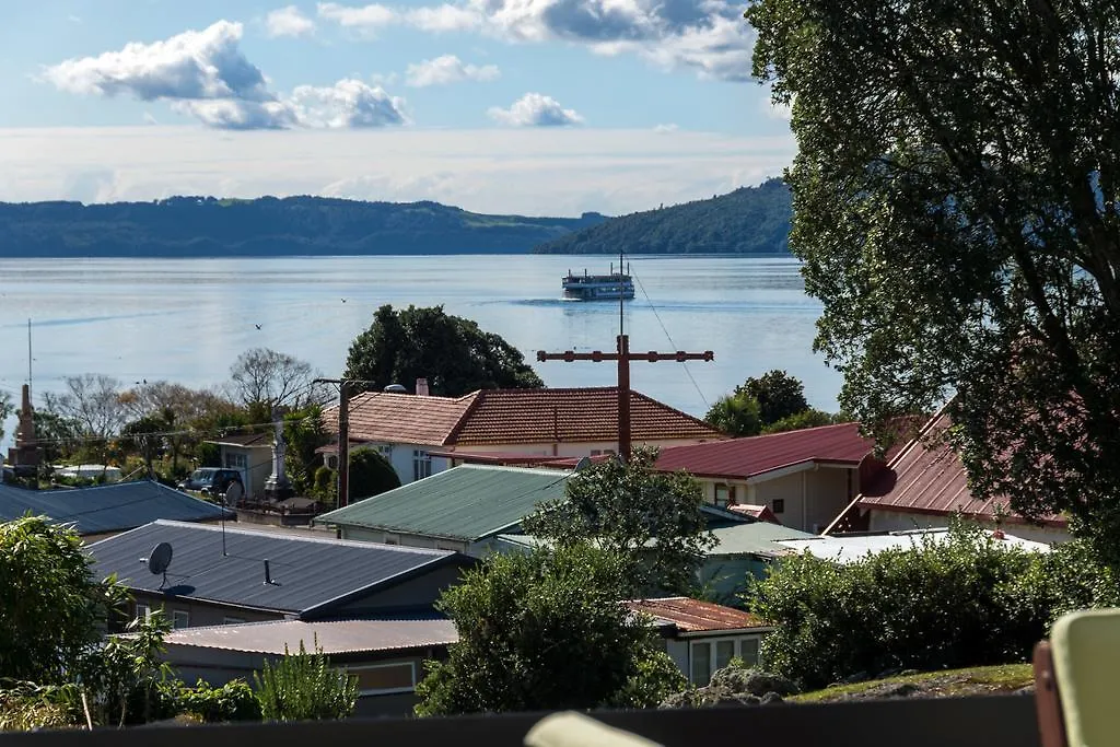 Lakeside City Apartments - Penthouse And Studio Rotorua